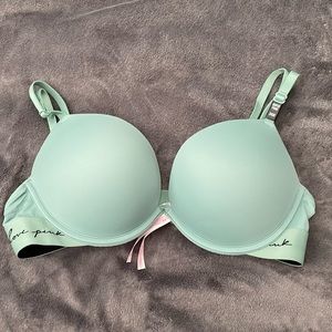 PINK Super Push-Up bra